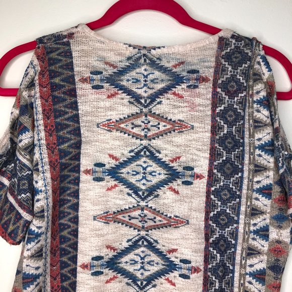 Ginger G Anthropologie Aztec Print HiLo Knit Style Cold Shoulder Top Size Small - Picture 9 of 10